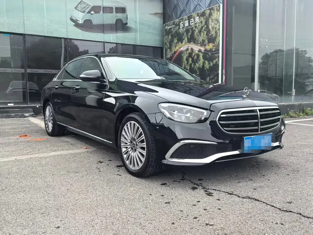 Mercedes-Benz E-Class 2023 E 300 L Luxury Model купить на сайте DeffCars