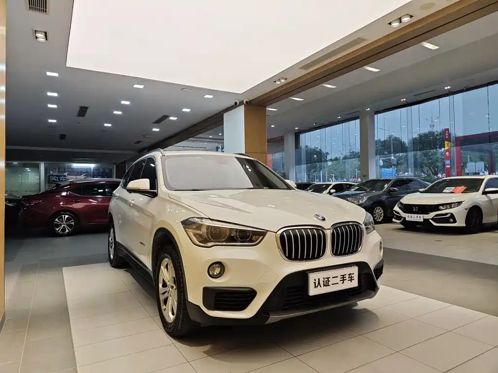 BMW X1 2016 sDrive18Li Exclusive Model купить на сайте DeffCars