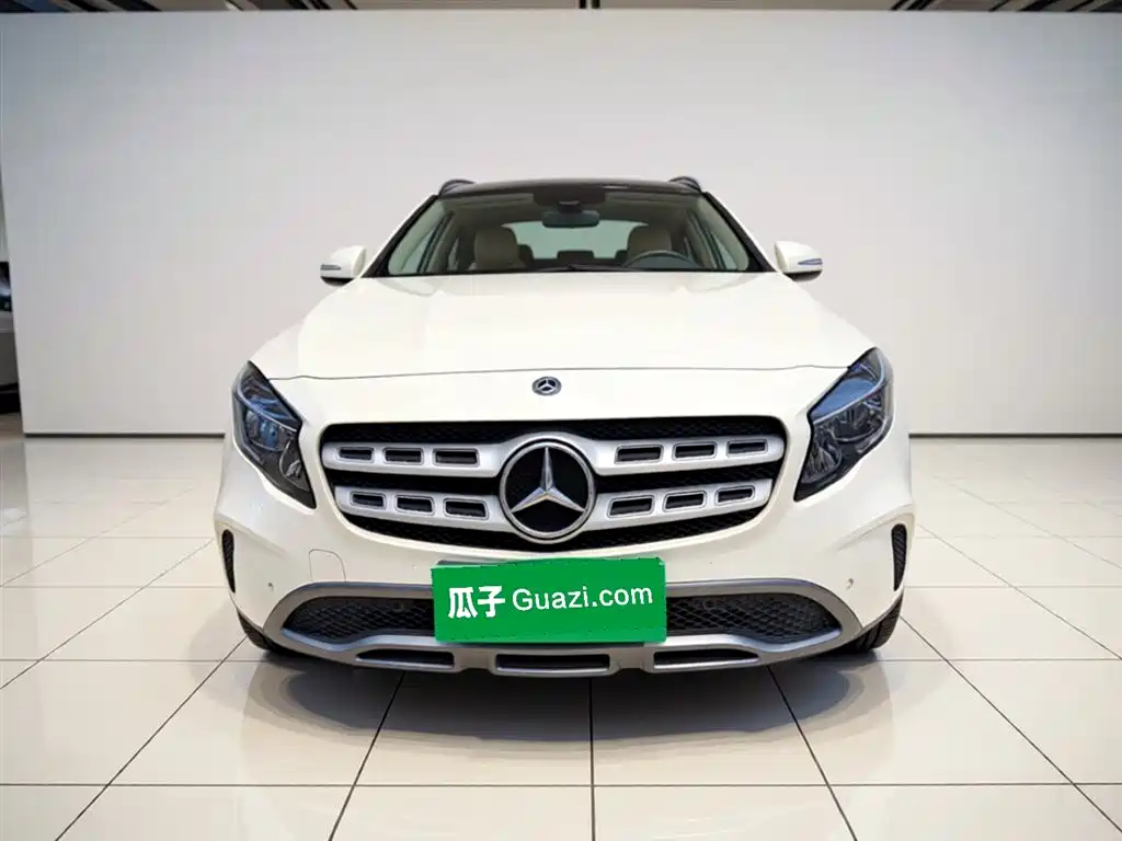 Mercedes-Benz GLA 2018 GLA 200 Dynamic купить на сайте DeffCars
