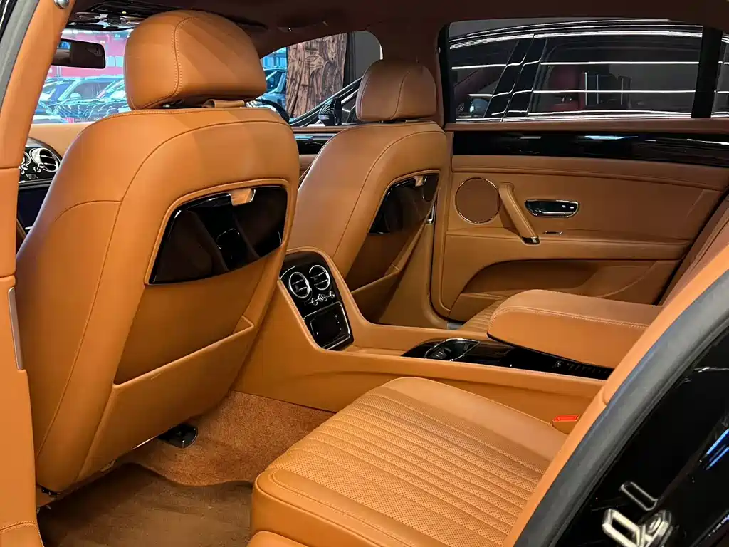 Flying Spur 2017 4.0T V8 S Standard Edition купить на сайте DeffCars