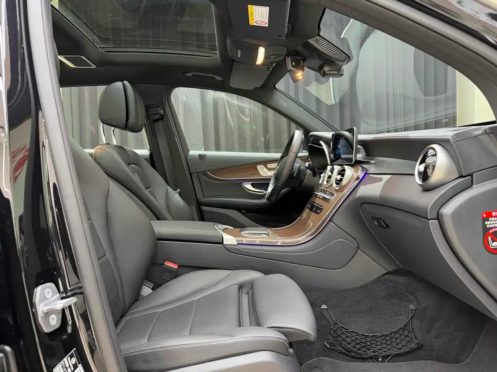 Mercedes-Benz GLC 2020 GLC 300 L 4MATIC luxury model купить на сайте DeffCars