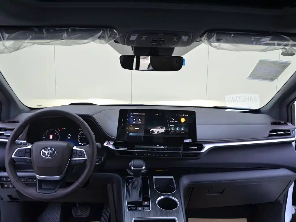 Grevia 2026 2.5L hybrid premium PLUS four-wheel drive version купить на сайте DeffCars
