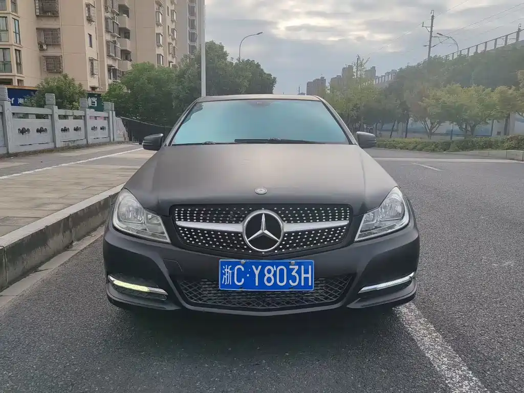 Mercedes-Benz C-Class 2013 C 180 CGI Classic купить на сайте DeffCars