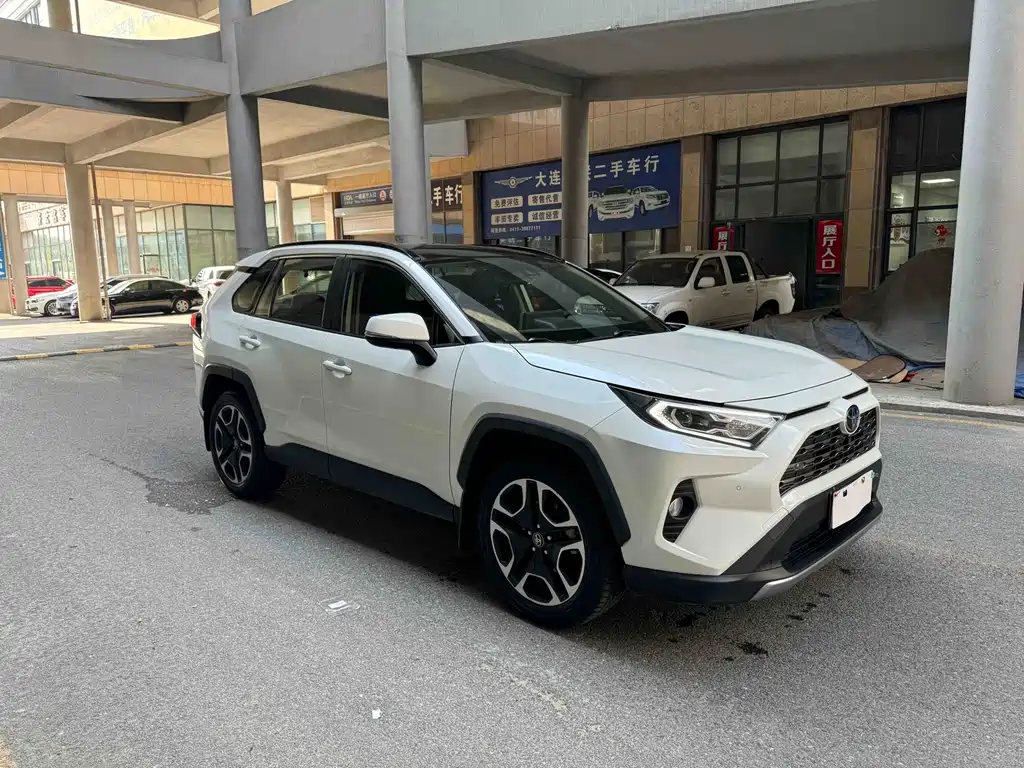 RAV4 Rongfang 2020 2.0L CVT four-wheel drive premium version купить на сайте DeffCars