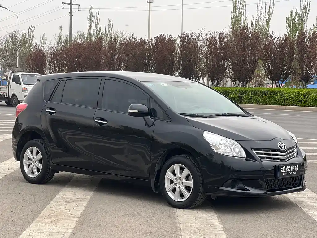 Yizhi 2014 Xingyao 180E CVT Elite Edition купить на сайте DeffCars