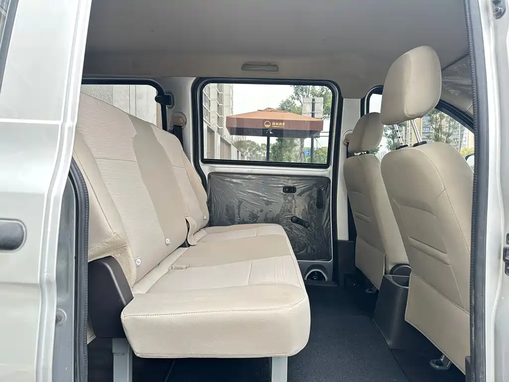 Wuling Hongguang V 2022 1.5L Jinchue version electric power assist LAR купить на сайте DeffCars