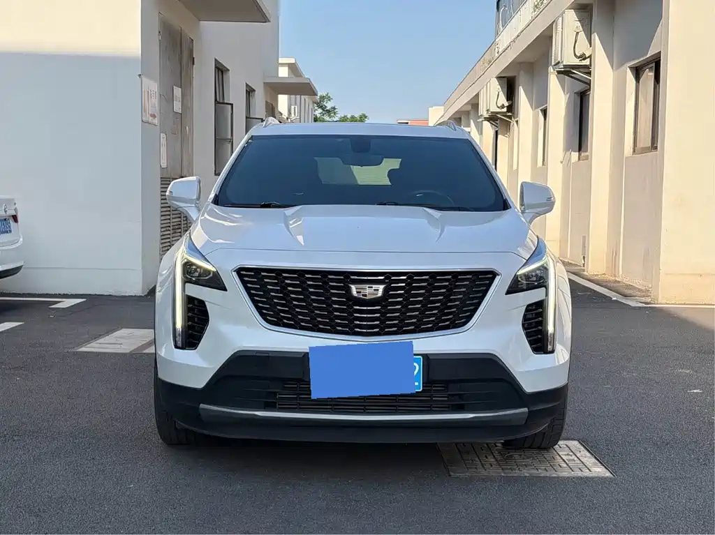 Cadillac XT4 2020 Modified 28T 2WD Luxury Edition купить на сайте DeffCars