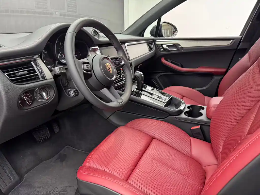 Macan 2025 Macan 2.0T Dream Edition купить на сайте DeffCars