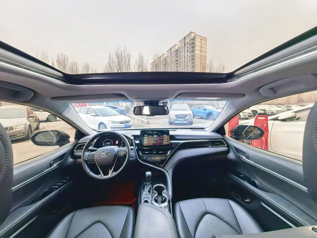 Camry 2023 2.5G Deluxe Edition купить на сайте DeffCars