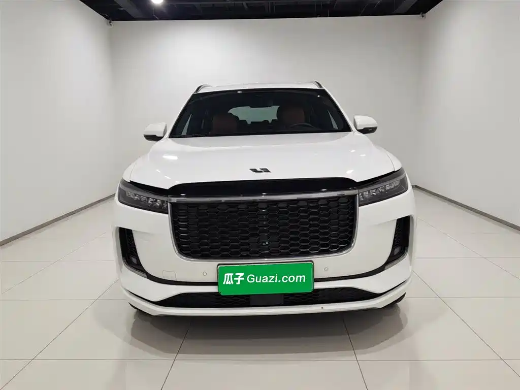 Ideal ONE 2021 extended range 6-seater version купить на сайте DeffCars