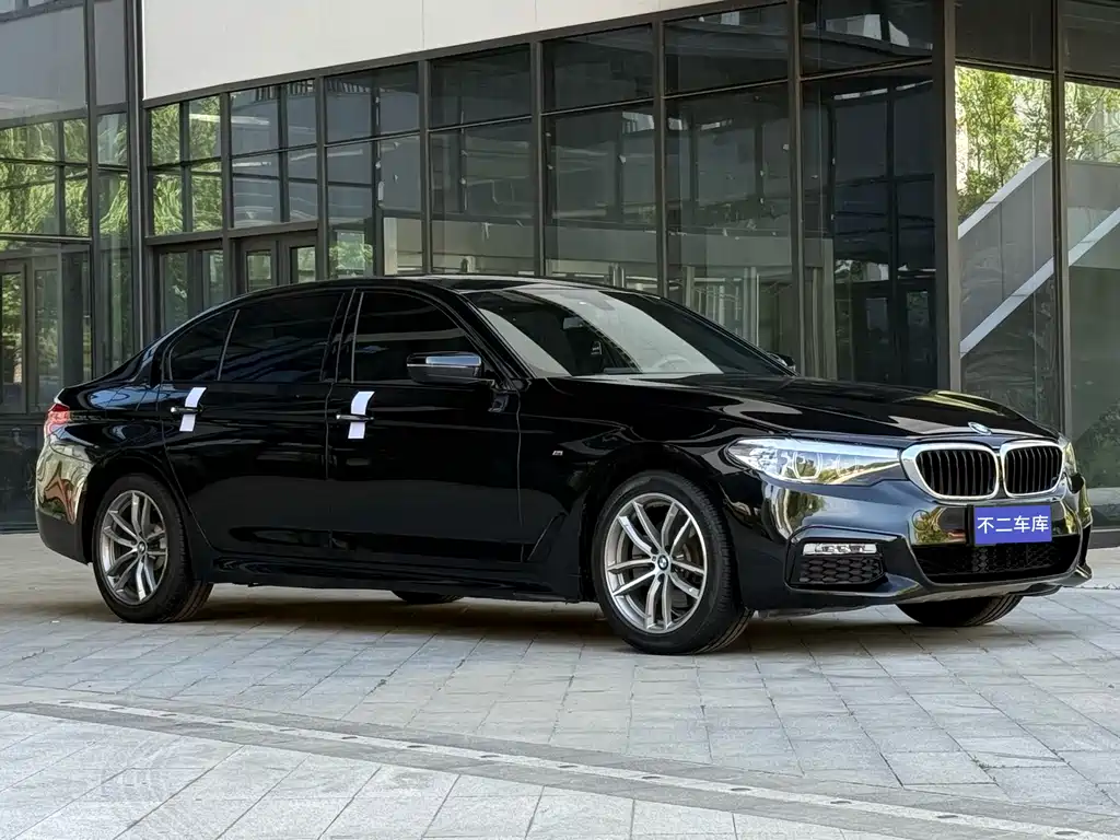 BMW 5 Series 2018 525Li M Sports Package купить на сайте DeffCars