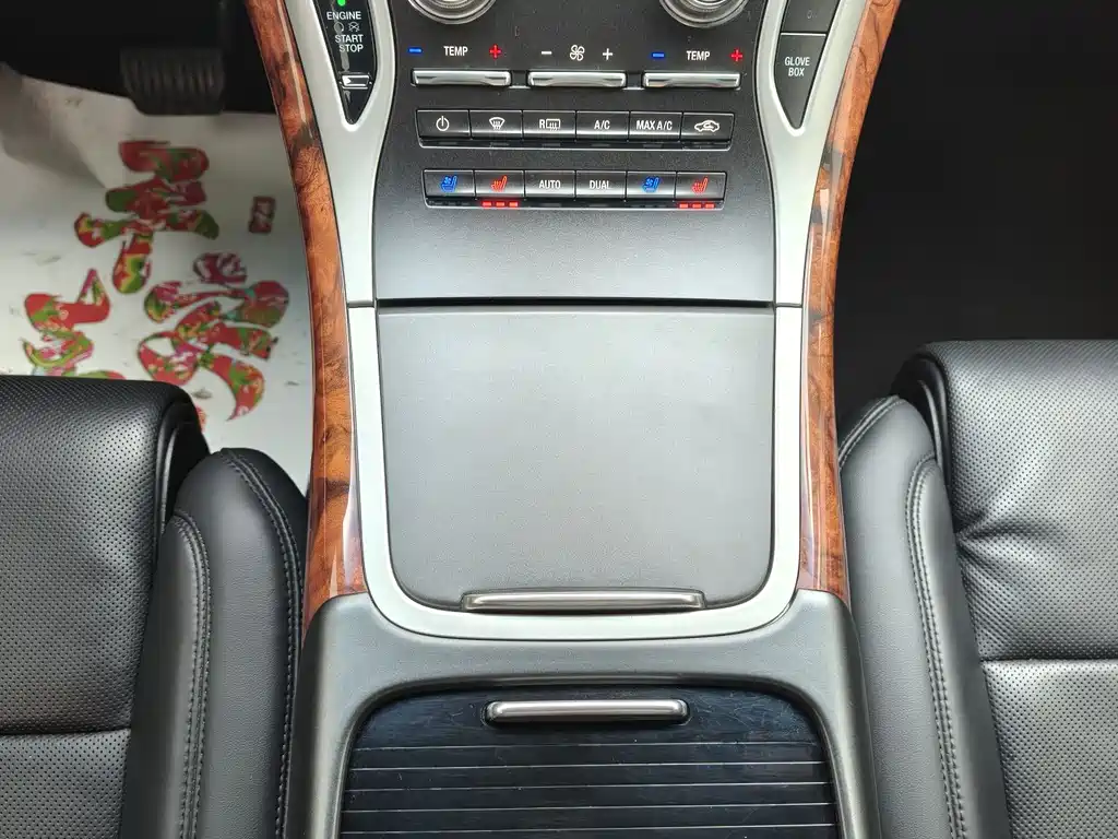 Voyager imported 2019 2.7T four-wheel drive premium version, National V купить на сайте DeffCars