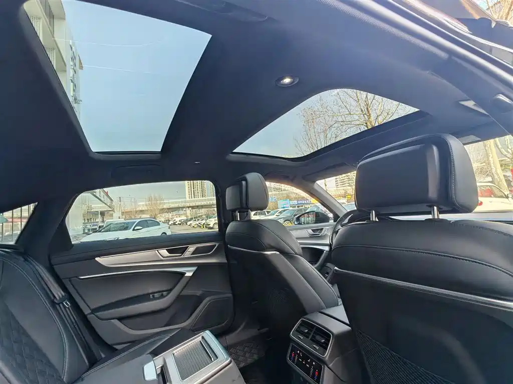 Audi A6L 2025 45 TFSI Premium Dynamic Model купить на сайте DeffCars