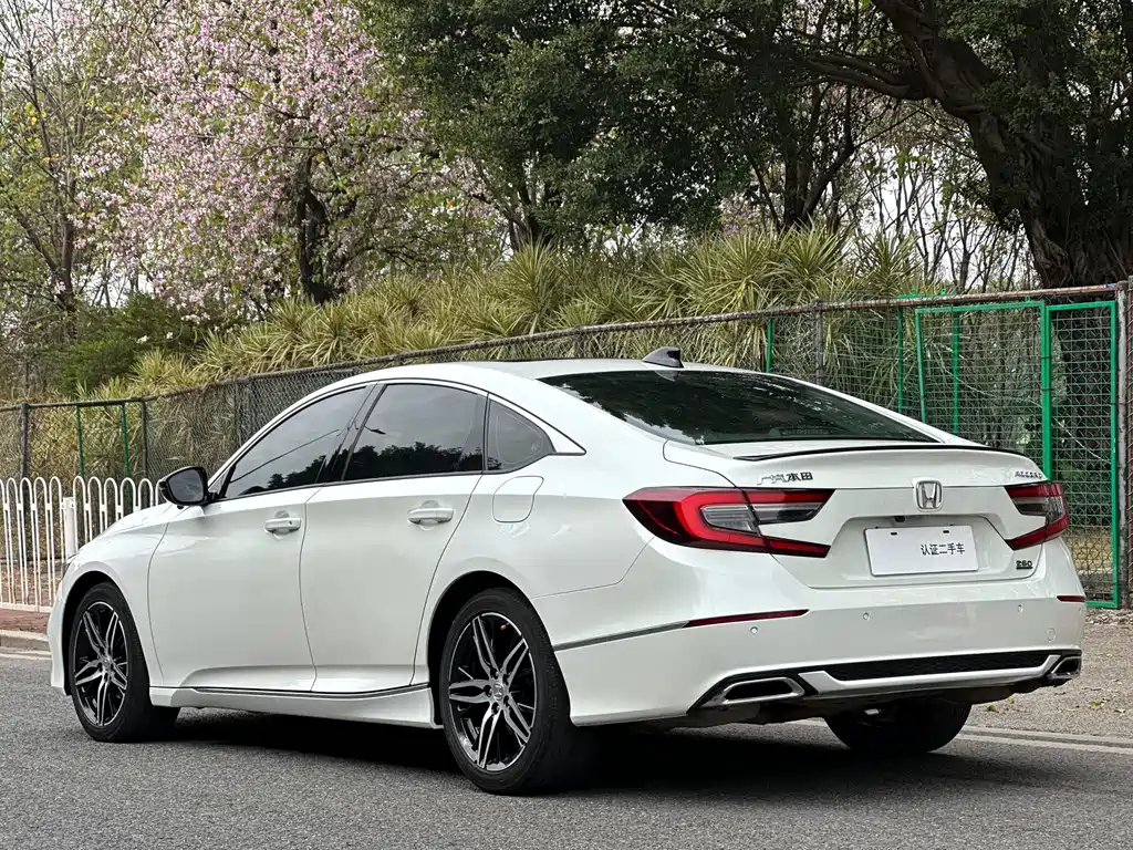 Accord 2022 260TURBO Magic Night Premium Edition купить на сайте DeffCars