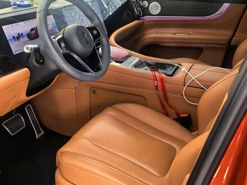 Wenjie M9 2024 extended range Ultra version 52kWh 5-seater version купить на сайте DeffCars