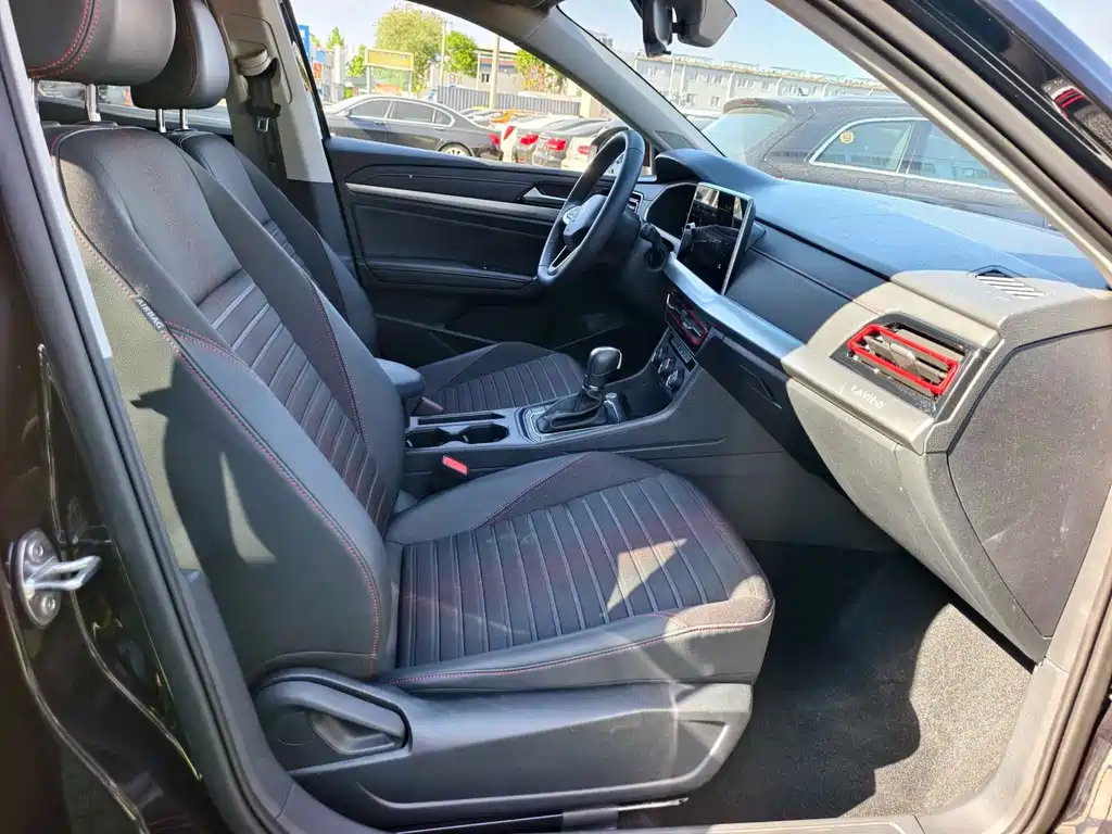 Lavida 2024 300TSI DSG Starry Sky Full Edition купить на сайте DeffCars