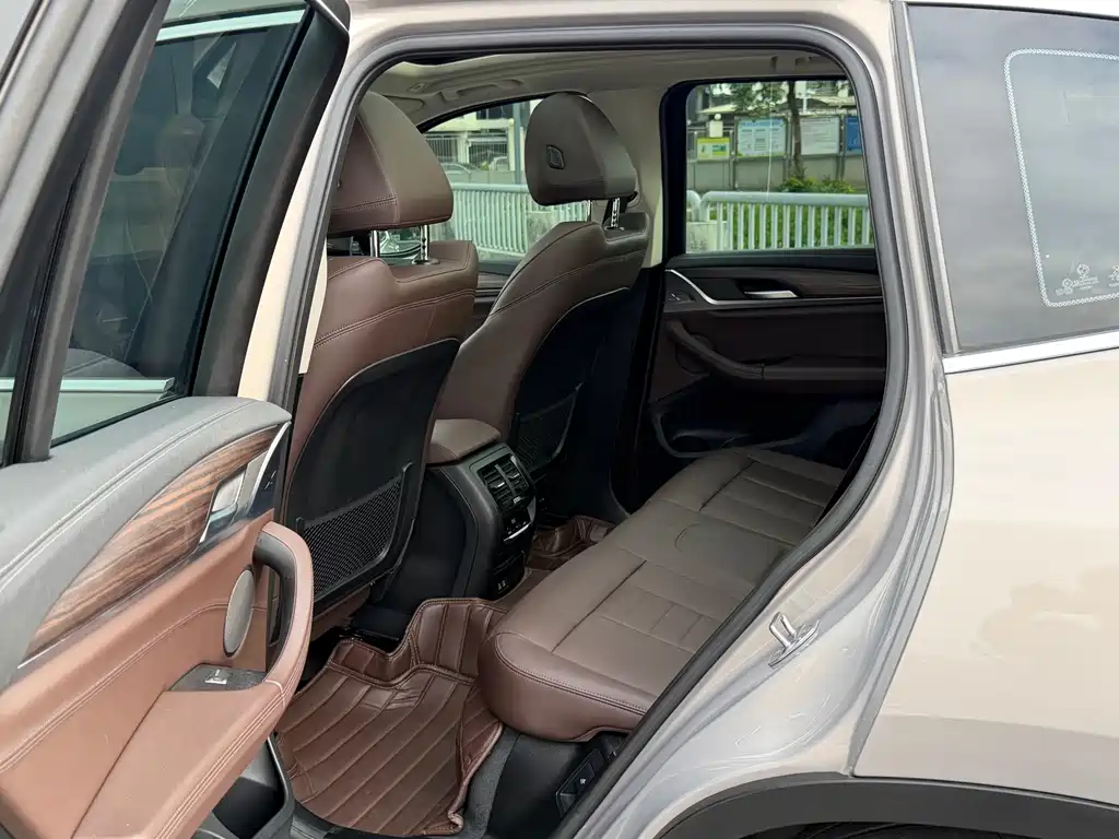 BMW X3 2021 facelift xDrive28i luxury package купить на сайте DeffCars