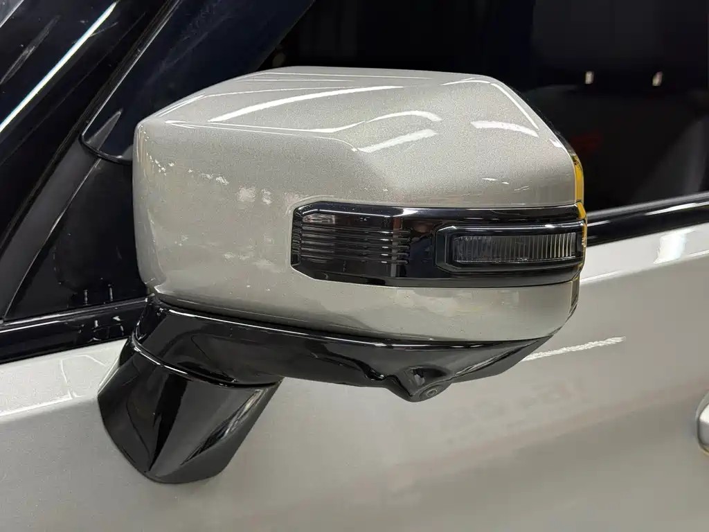 Jietu Traveler 2023 2.0T four-wheel drive crossover PRO+ купить на сайте DeffCars
