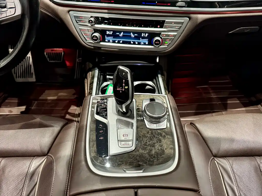 BMW 7 Series 2018 730Li Exclusive Excellence Package купить на сайте DeffCars