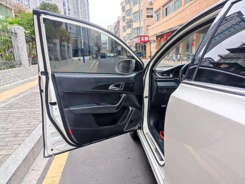 Zotye Z500 2016 1.5T manual premium model купить на сайте DeffCars