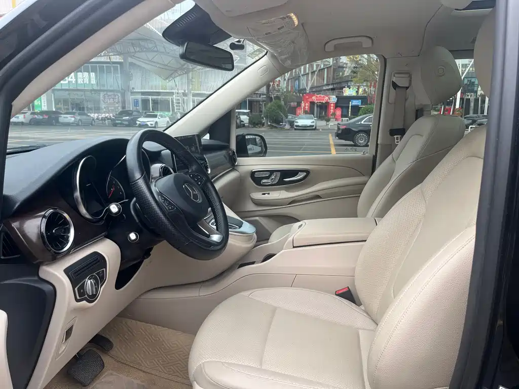 Mercedes-Benz V-Class 2022 V 260 Pilot Edition купить на сайте DeffCars