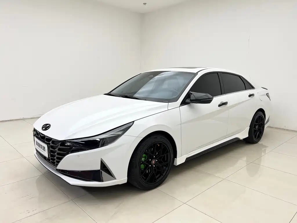 Elantra 2022 1.5L CVT LUX Premium Edition купить на сайте DeffCars