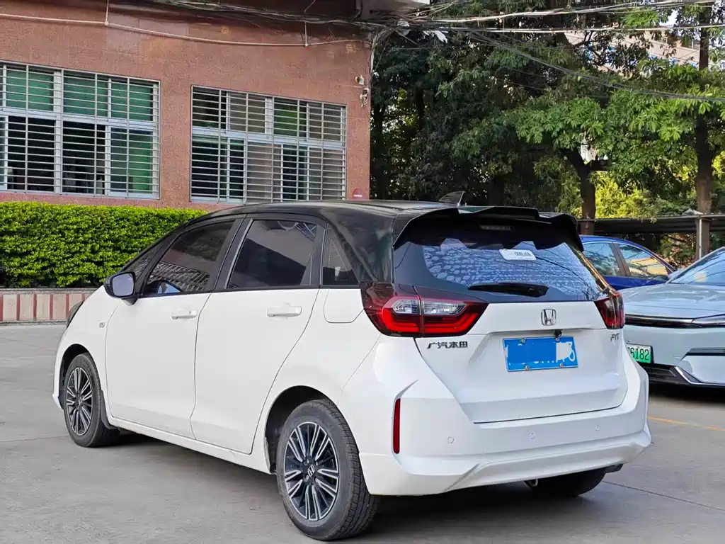 Fit 2021 1.5L CVT Trendy Edition купить на сайте DeffCars