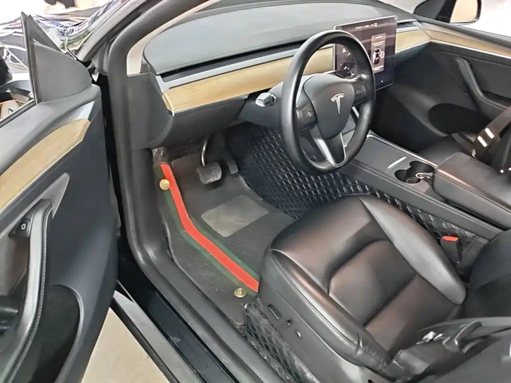 Model Y 2022 facelift, long-range all-wheel drive version купить на сайте DeffCars