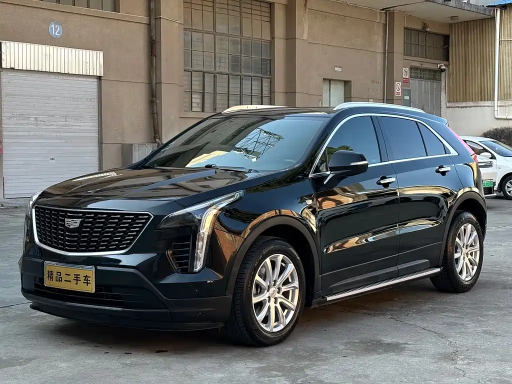 Cadillac XT4 2021 28T two-wheel drive leading model купить на сайте DeffCars