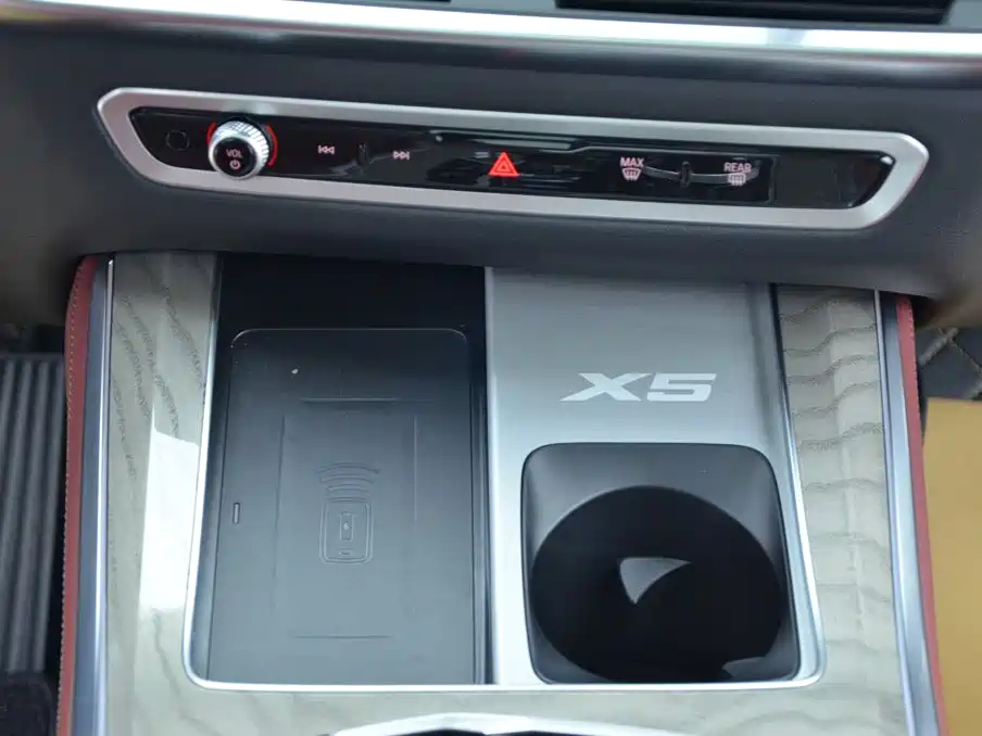 BMW X5 2026 facelift xDrive 40Li M Sports Night Package купить на сайте DeffCars