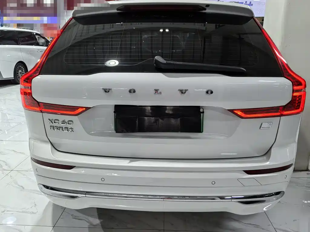 Volvo XC60 plug-in hybrid 2022 T8 plug-in hybrid four-wheel drive Zhiyuan sports version купить на сайте DeffCars