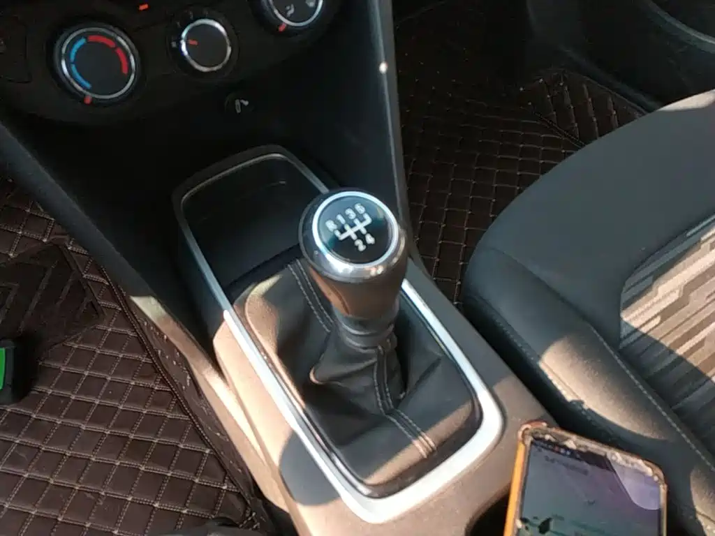 Onix 2019 320 Manual Enjoyment Edition купить на сайте DeffCars