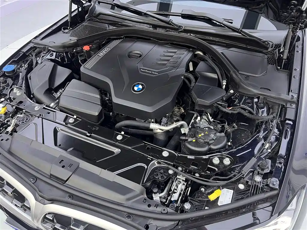 BMW 3 Series 2024 325i M Sports Package купить на сайте DeffCars