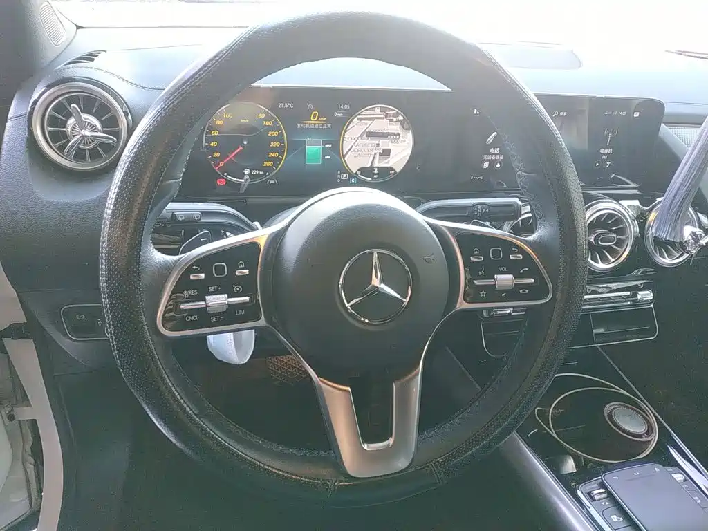Mercedes-Benz GLA 2022 GLA 220 купить на сайте DeffCars