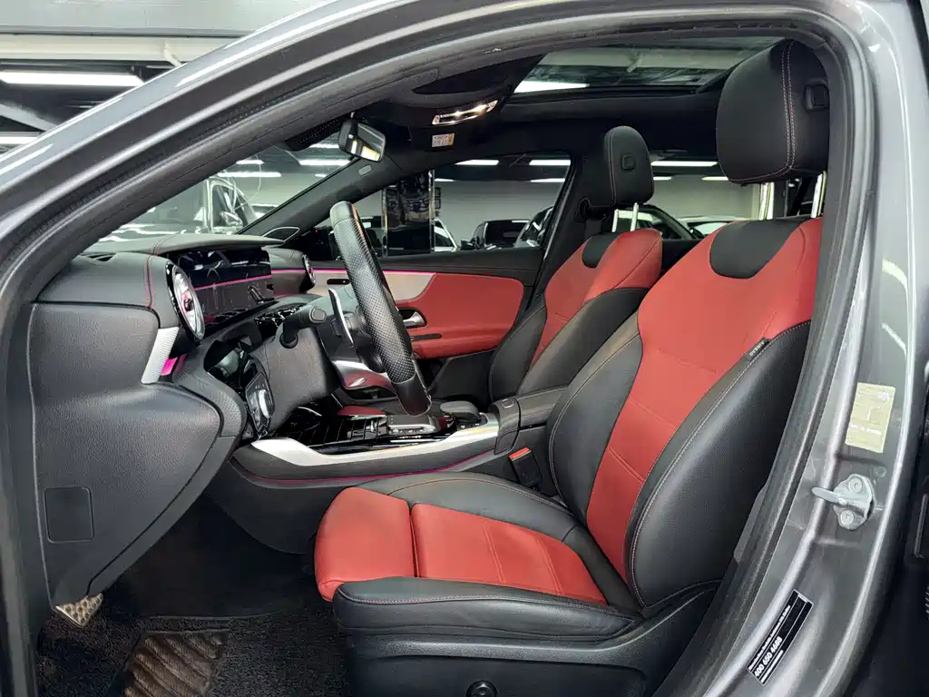 Mercedes-Benz A-Class AMG 2023 AMG A 35 L 4MATIC купить на сайте DeffCars