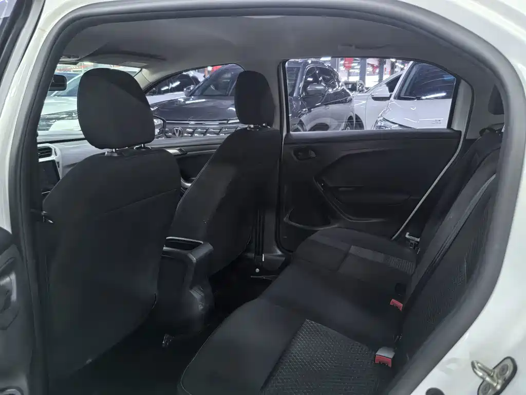 Elysee 2017 1.6L manual fashion model купить на сайте DeffCars