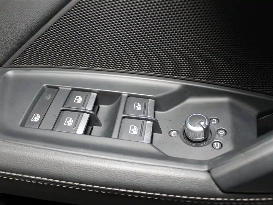 Audi A3 2024 A3L Limousine 35 TFSI Fashionable and Sporty купить на сайте DeffCars