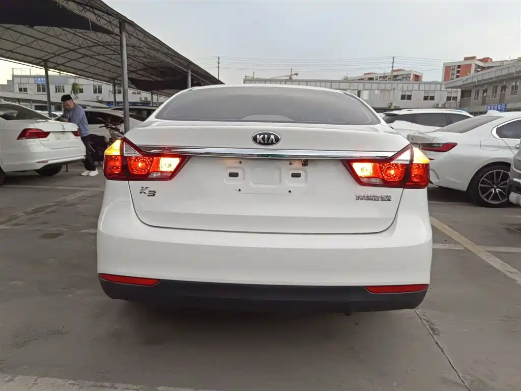 Kia K3 2017 1.6L Automatic 15th Anniversary Special Edition GLS купить на сайте DeffCars