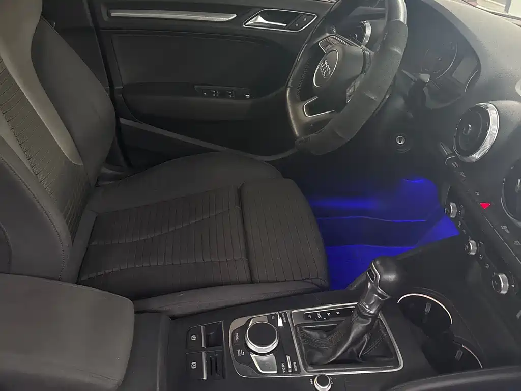 Audi A3 2018 30th Anniversary Model Sportback 35 TFSI Sports купить на сайте DeffCars