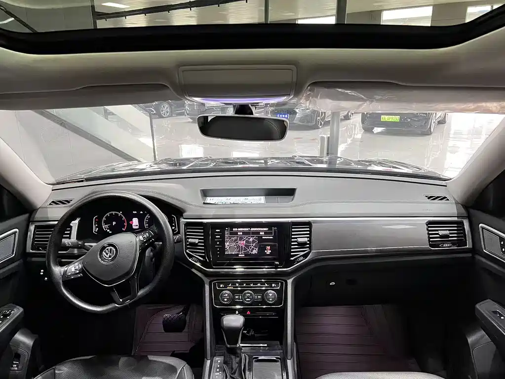 Touron 2020 facelift 380TSI four-wheel drive luxury version купить на сайте DeffCars