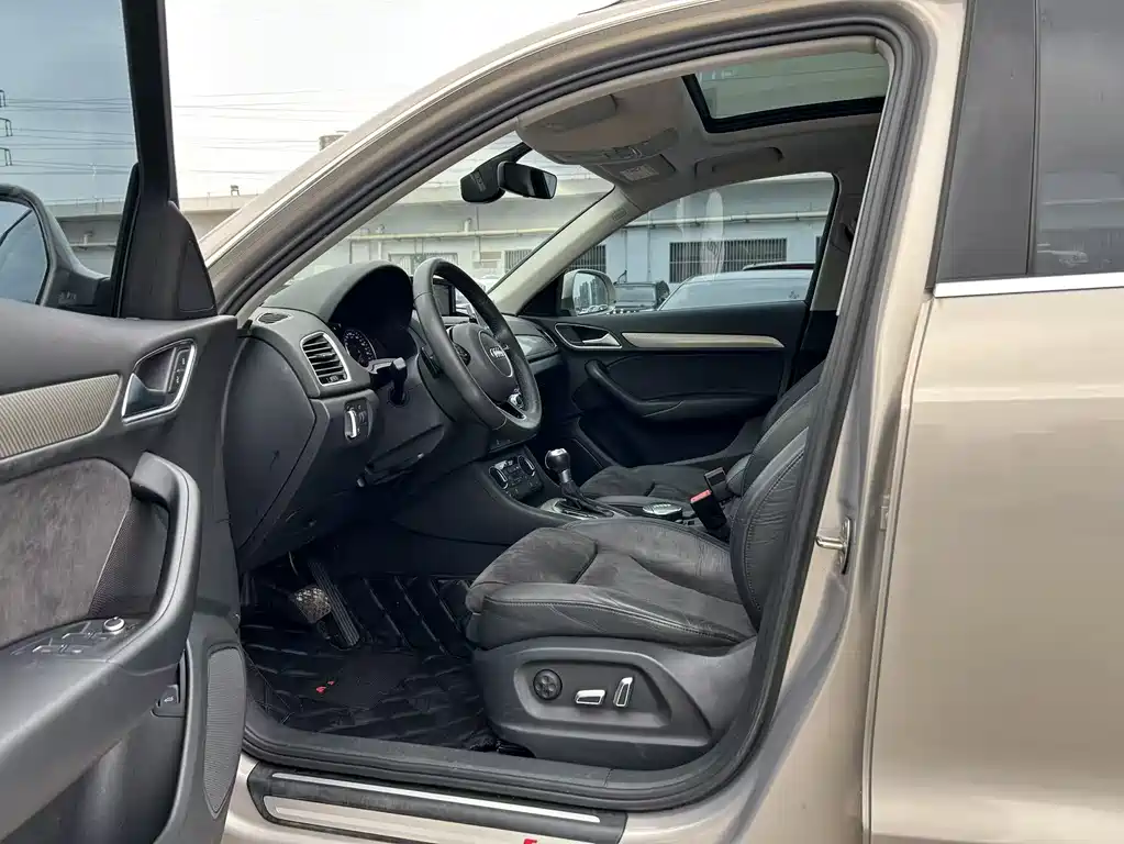 Audi Q3 2018 30th Anniversary Model 35 TFSI Sports купить на сайте DeffCars