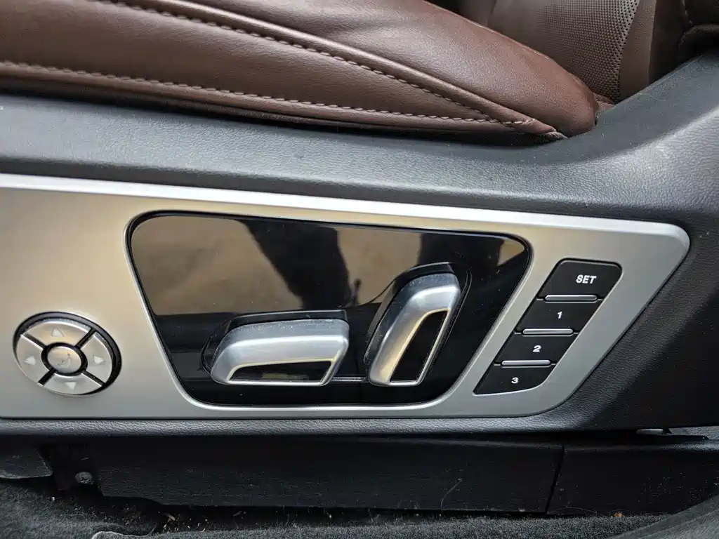 Wei brand VV7 2020 2.0T flagship model купить на сайте DeffCars
