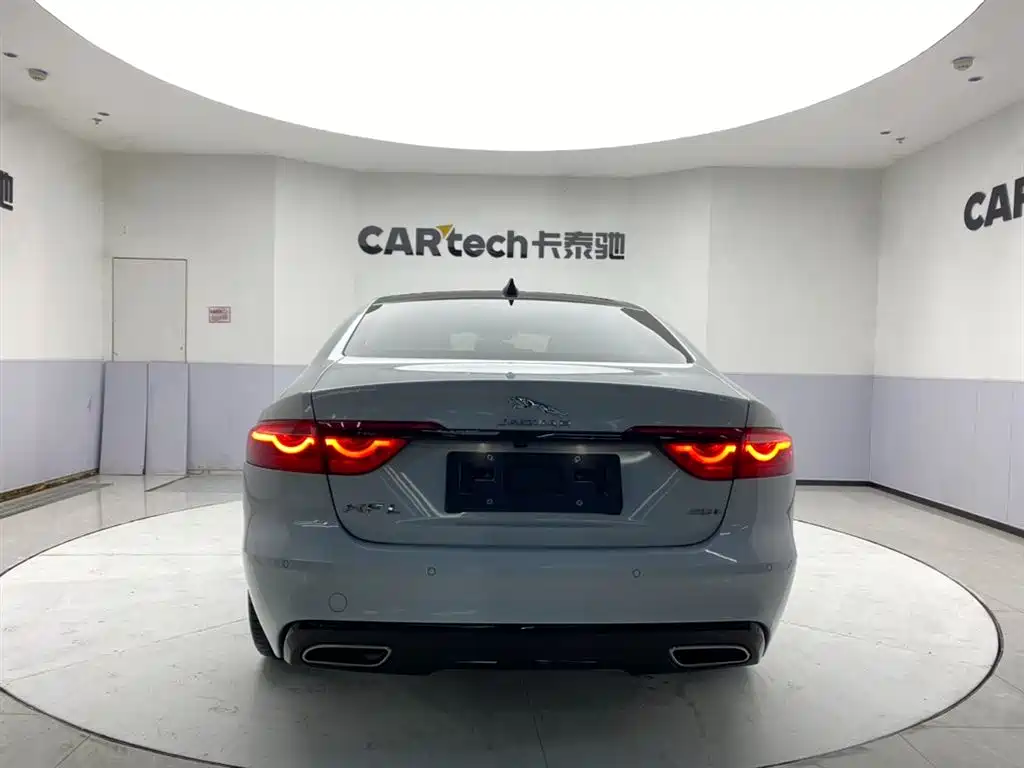 Jaguar XFL 2020 XFL 2.0T P200 two-wheel drive flagship version купить на сайте DeffCars