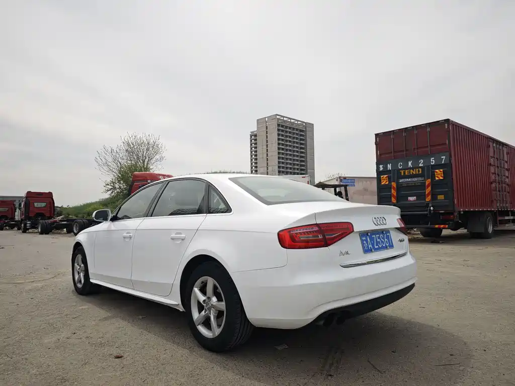 Audi A4L 2013 35 TFSI automatic comfort type купить на сайте DeffCars