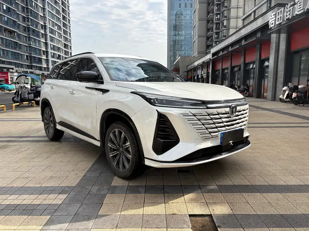 Changan CS75PLUS 2024 third generation championship version 1.5T smart driving and powerful model купить на сайте DeffCars