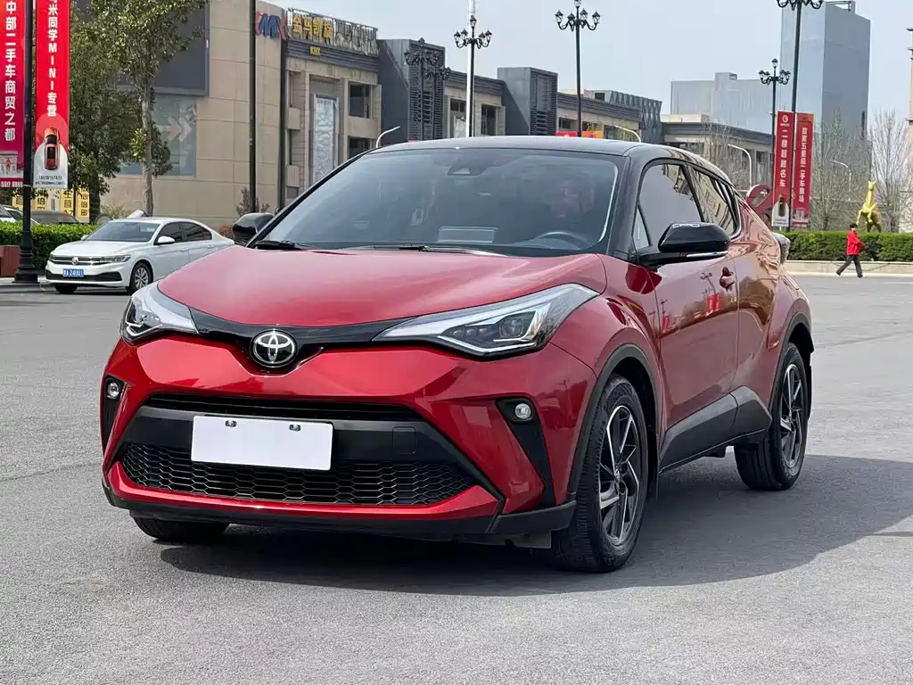 Toyota C-HR 2021 2.0L Luxury Edition купить на сайте DeffCars