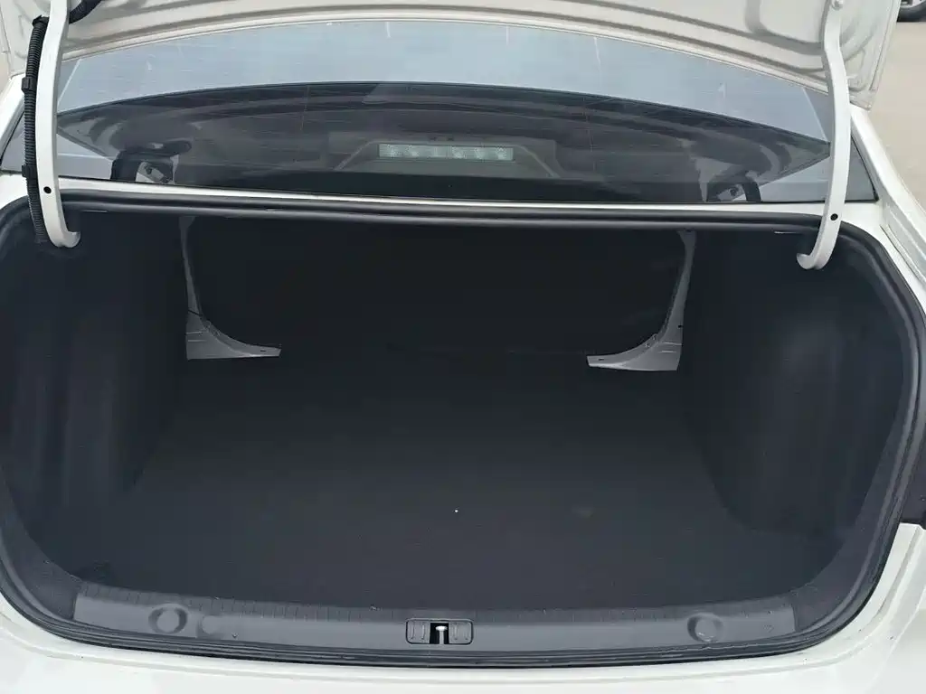 Lavida 2019 Lavida Qihang 1.5L Automatic Fashion Edition National VI купить на сайте DeffCars