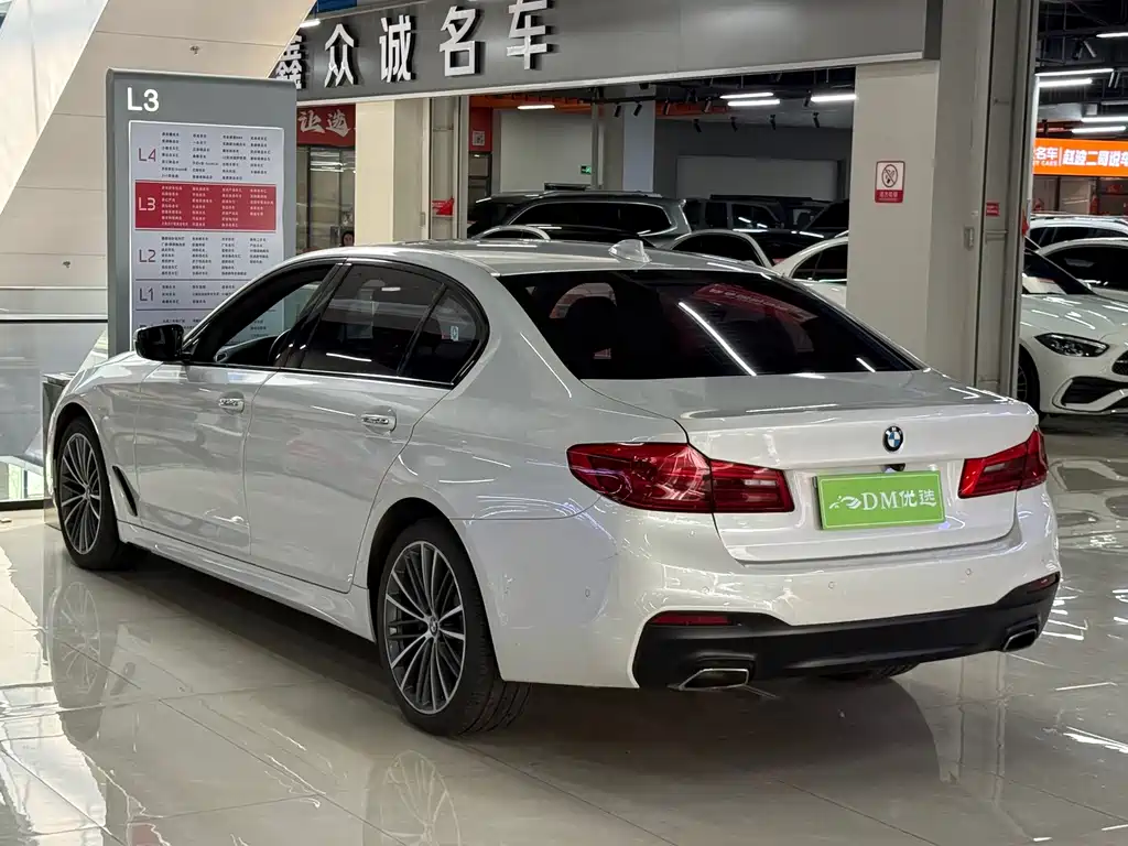 BMW 5 Series 2018 525Li M Sports Package купить на сайте DeffCars