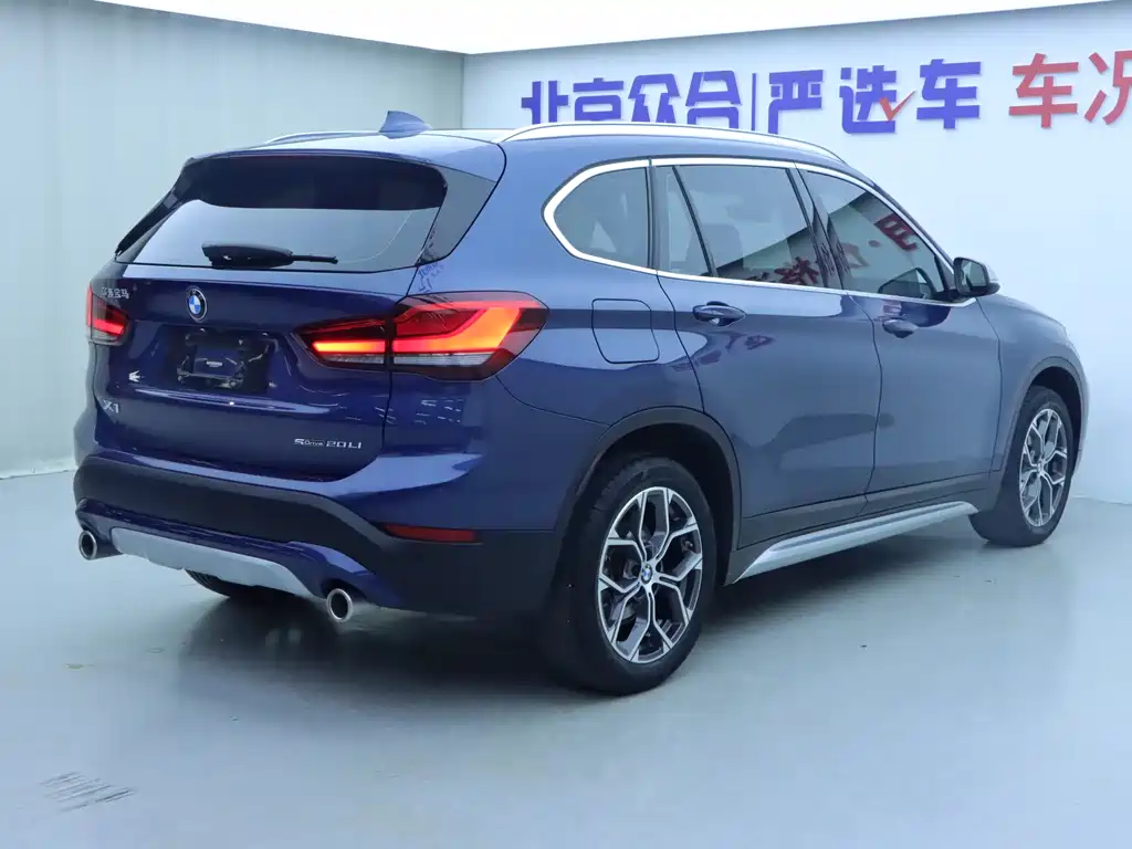 BMW X1 2021 sDrive20Li Exclusive Model купить на сайте DeffCars