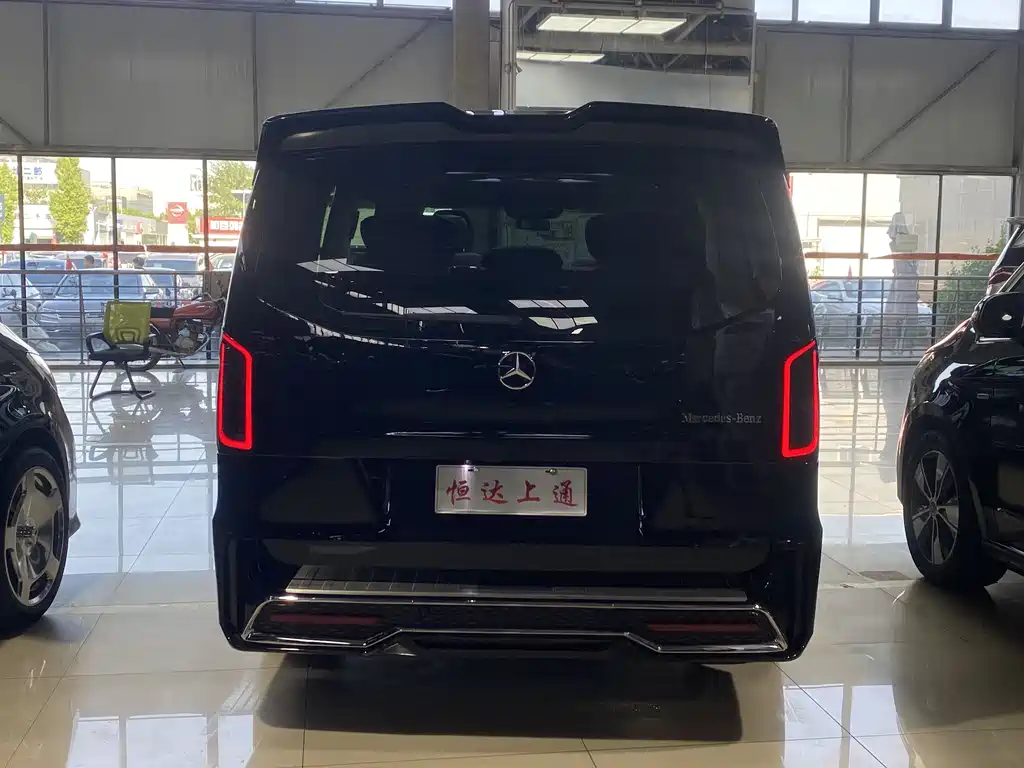 Vito 2024 2.0T Business Edition 7 seats купить на сайте DeffCars